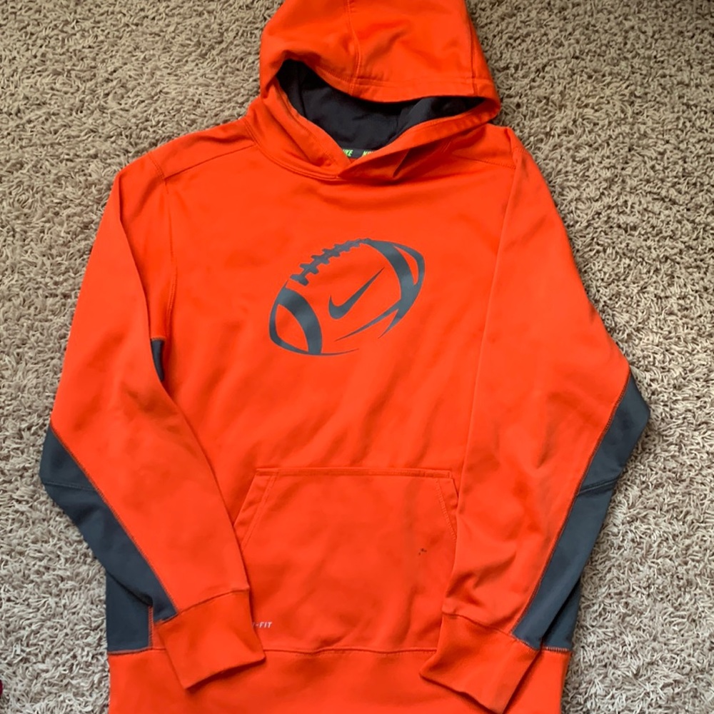 Boys Nike hooded sweatshirt.
